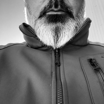 sunchalensis's profile picture. Escalerólogo.-