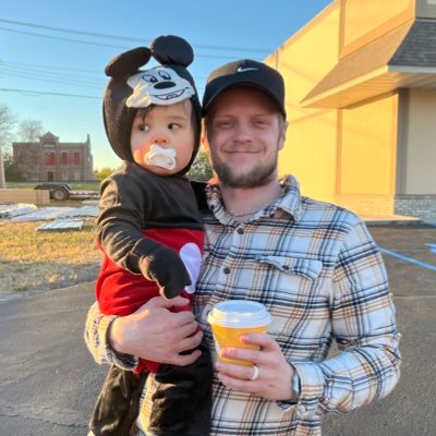 MrCoffeeTCG's profile picture. Minnesota Made. | Loving Father | always making plays on @pick6 you should too! https://t.co/zvfnYS9MCv