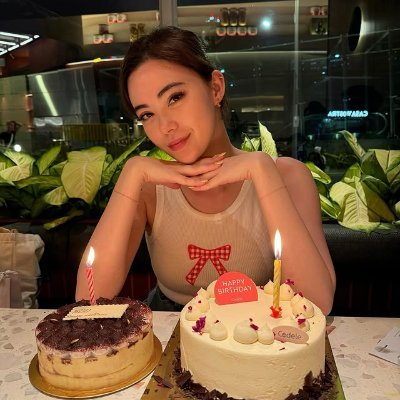 Chrlstina24685's profile picture. 