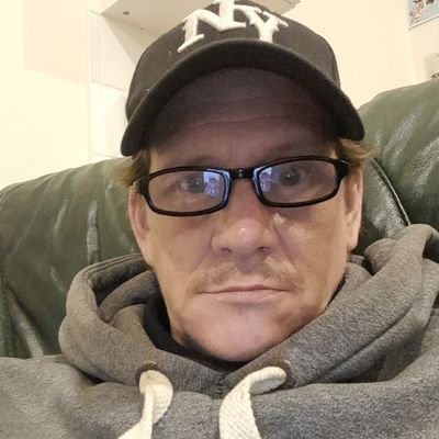 Snoopz420168527's profile picture. Looking love uk only