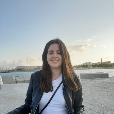 MariaRiu332091's profile picture. 