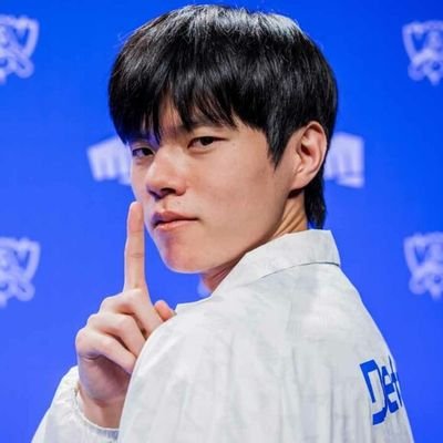 HelmoDeft's profile picture. 