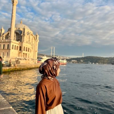 1ingilizceciii's profile picture. İngilizce Öğretmeni Sevgili günlük;