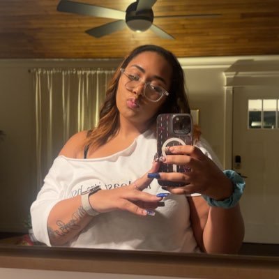 littlefreakary's profile picture. #HARRY: guarda che luna 🌙