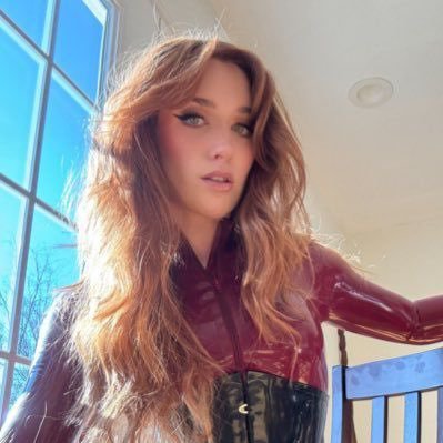GoddessGG125's profile picture. +18 The Supreme Latex Femdom/ Findom Goddess & shiny enthusiast ⭐️