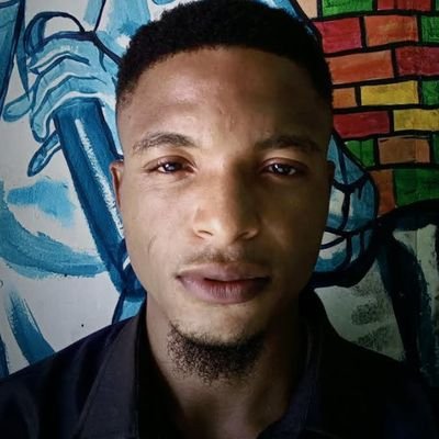 ReubenFlipx's profile picture. 🚀 Domain Investor & Web Designer
Turning words into digital real estate.
Sharing my journey in buying, flipping & branding domains💡http://creatorpulsestudio.c