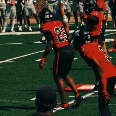 jamarri_v's profile picture. 