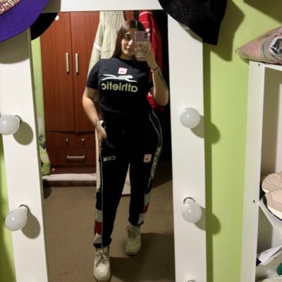 DCaandela's profile picture. 𝓃𝑜 𝓈𝑒 𝓈𝒾 𝑒𝓈𝓉𝒶𝓇é 𝓂𝓊𝓎 𝓁𝑜𝒸𝑜, 𝓅𝑒𝓇𝑜 𝓉𝑒 𝓆𝓊𝒾𝑒𝓇𝑜 𝑀𝑜𝓇ó𝓃!