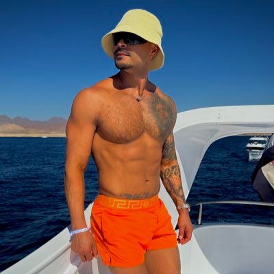 DFlores303's profile picture. 