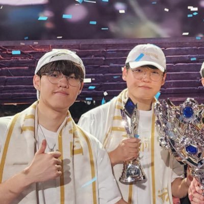 gumaonerarchive's profile picture. for #ONER and #GUMAYUSI ‧₊˚✩彡 .ᐟ 🐯🐻