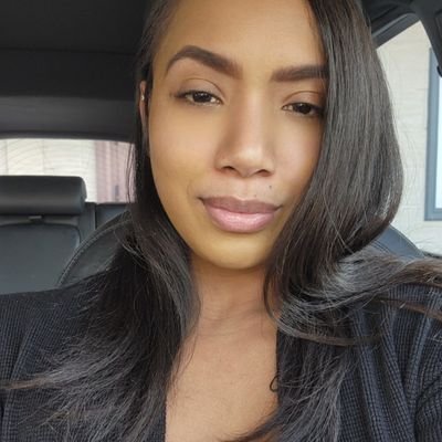 KrissKimberlyM's profile picture. Angel. Artist. Anthophile