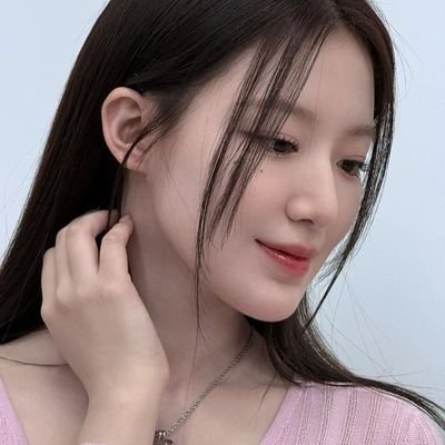 jhgalax's profile picture. ͏ ͏ ͏ ͏ ͏ ͏ ͏ ͏ ͏ ͏ ͏ ͏ ͏ ͏ ͏—  ♡   ɯe intertɯine our fingers and make a promise, 𝗮𝗹𝘄𝗮𝘆𝘀 together no matter what happens.     𝟵5     💭     ’     박