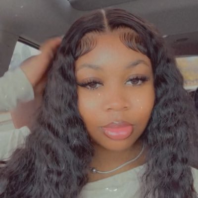 xoarmoni's profile picture. 