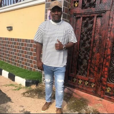 samchinopicture's profile picture. I am a creator in my world. let's redefine your story. A screenwriter and a local  Chef. Chelsea fc supporter.