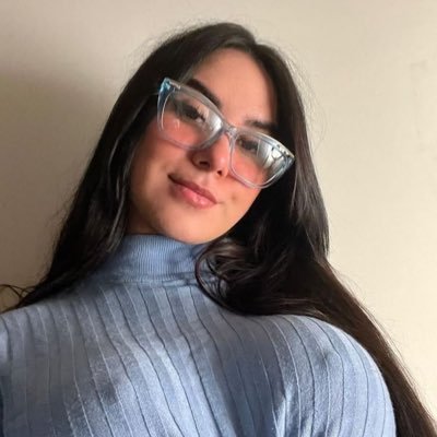 tiannasmith33's profile picture. it’s your pretty Tiana love ❤️