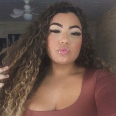 _pittel's profile picture. 💛🍯🪞insta: https://t.co/Xs3gRwYVSV