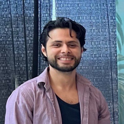 hector_podcast's profile picture. Rants and muses about parenting, podcasting, and esotericism.