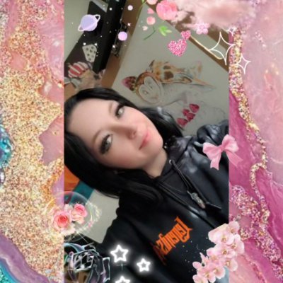 BlueSnowOwl's profile picture. Taurus♉️ 🔮🪷✨️💫
Lvl. 29 💗♡.°•○
♡Artist.Writer.Gamer.Reader.Wife♡
🪷🌙✨️🖤🕯🩷🧚🏻‍♀️🌛🌕🌜♡.°•○