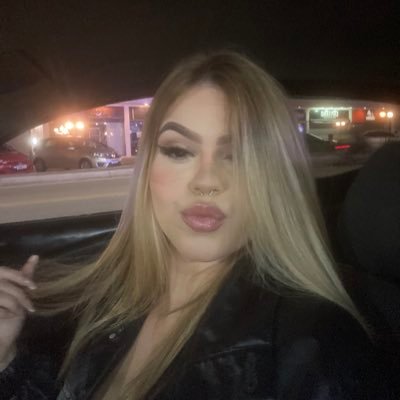 Nick_Danielle25's profile picture. 