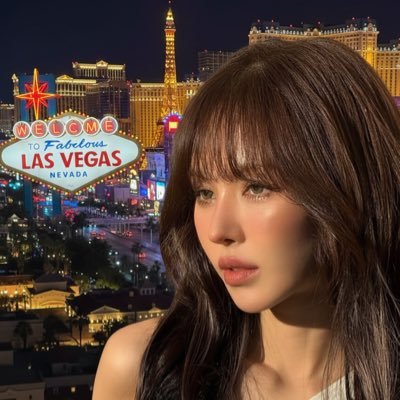 tzu_velvet's profile picture. 🐥🐢🐰🐻🐹 Reveluv. Politóloga solo días festivos 🦭