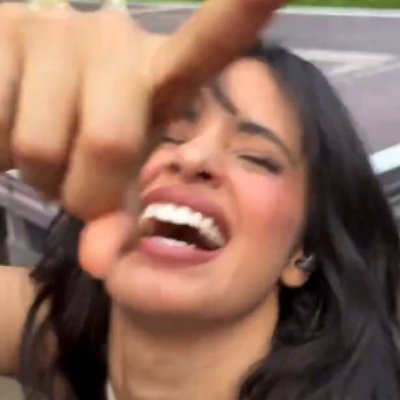 kaarenloopezz's profile picture. VI A LAUREN 1/3/23 
VI A TATE 22/3/25
2/4

-I'm reborn in every moment
So who knows what I'll become.-
1996 🏳️‍🌈🇦🇷