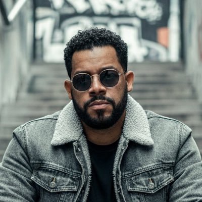 rodrigomozart's profile picture. Apenas alguém que ama servir a Deus!
Contatos: (11) 96286-5527 (Falar com Magda)
To worship you alive ...