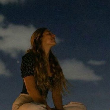 Nihallmagdi's profile picture. Eng Restoration 👷🏻‍♀️ Premaster👩🏻‍🎓 Master 💈MāMy💙🌏 Alählÿ♥️🦅. Ahmëd RIP &Lolla🥺🤍🕊Amr diab🎻Italy🇮🇹 Ⲙ🤎🗝