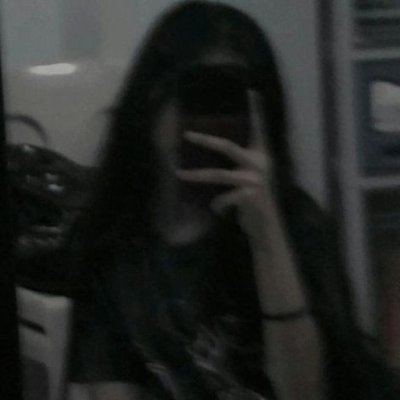 yutrfg147523's profile picture. 𓆩♡𓆪 too tender for this timeline