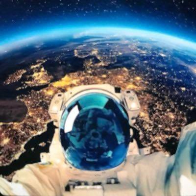 realmusk5432's profile picture. Founder, Chairman, CEO, and TO of SpaceX and Tesla. Senior Advisor 🇺🇸❤️
