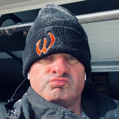 Dornz87's profile picture. God First | F150 Pilot | Romans 10:9 | Ecclesiastes 10:2 | Do You Know Him?