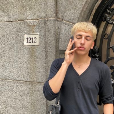 leoforlove_'s profile picture. 