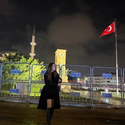 hidrolikasit12's profile picture. MEB 
🍁