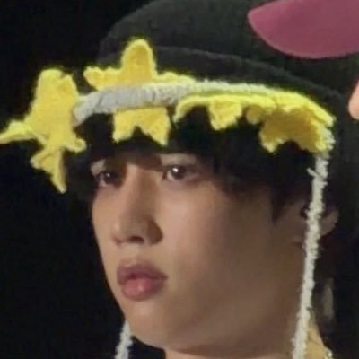 tinyvboba's profile picture. infj's scorpio energy ㅡ professional overthinker; part-time snacker; full-time mess