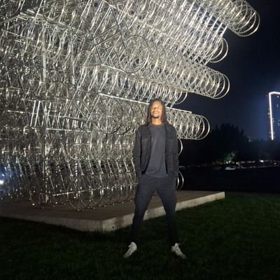 abamieda9's profile picture. Here & Now