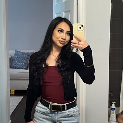 melin0l's profile picture. Christ is king