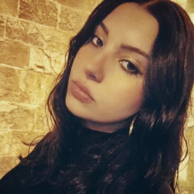 ccardoz0's profile picture. your fav international sensation