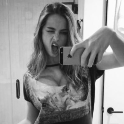 h1ghwithmylover's profile picture. ︎dangerous woman