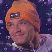 zee |⋆نَجمةُ زِيْ⋆ (@land0sc) 's Twitter Profile Photo