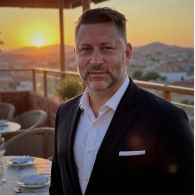 LouieStoriale's profile picture. Author of Sizzle:  An E-commerce Revolution - Advanced E-commerce SEO available on Amazon.    

25 yrs in SEO, Digital Marketing, and Project Management