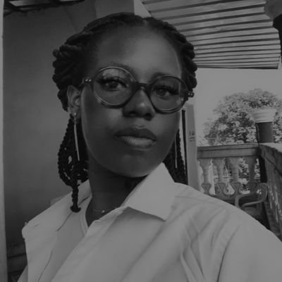 NmesoomaAbiayi's profile picture. Brand Storyteller|| Creative Writer|| Graphic Designer|| Occasional Poet 🙂‍↔️