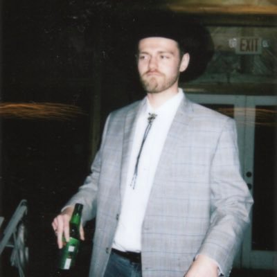 PapaPandaCrypto's profile picture. Follicular legacy haver. Formerly rich. Faithful degen ✝️