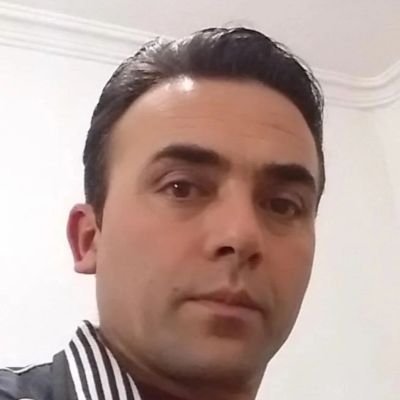DShkwry's profile picture. زندگی نه بگویید زنده مانی