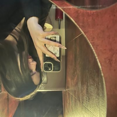 gdns90's profile picture. ot4 delusionist | swinging all the way every way | dyslexic forgive if some sentences don’t make sense i rely on autocorrect