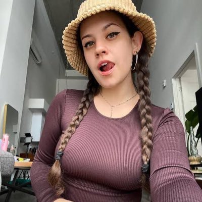 Gendertran95801's profile picture. 