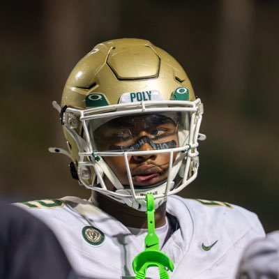 _savionday's profile picture. 6’2 | 275 | 2026 | LT/C | 3.5gpa | 2x 1st team all moore league | 1x All CIF | 3 ⭐️⭐️⭐️ | email: savionday77@gmail.com @giant_skillz @LB_polyfootball