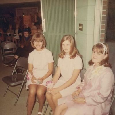 mimiclarah's profile picture. 