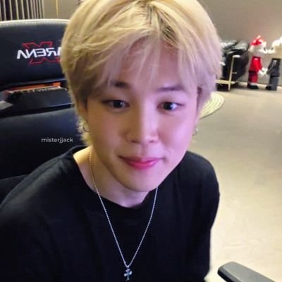 solzinhoAb's profile picture. ⇢𝑻𝒉𝒆 𝒑𝒂𝒔𝒕 𝒘𝒂𝒔 𝒉𝒐𝒏𝒆𝒔𝒕𝒍𝒚 𝒕𝒉𝒆 𝒃𝒆𝒔𝒕, 𝒃𝒖𝒕 𝒎𝒚 𝒃𝒆𝒔𝒕 𝒊𝒔 𝒘𝒉𝒂𝒕 𝒄𝒐𝒎𝒆𝒔 𝒏𝒆𝒙𝒕 - 𝒀𝒆𝒕 𝒕𝒐 𝒄𝒐𝒎𝒆 (𝑩𝑻𝑺)