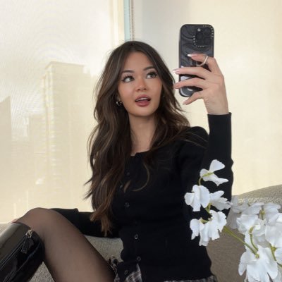 misslucidsdiary's profile picture. field notes from Miss Lucid / 👩🏻‍🍳 main: @servelucid