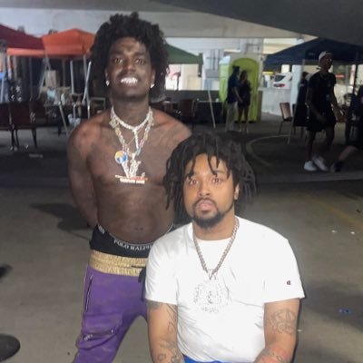 187Relly_'s profile picture. Rich Porter💸 Bugsy Siegel🔫 Lucky Luciano🦍 BALTIMORE 🏴‍☠️Section🎱 Public Housing 🏚️