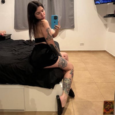 imanna0105's profile picture. 